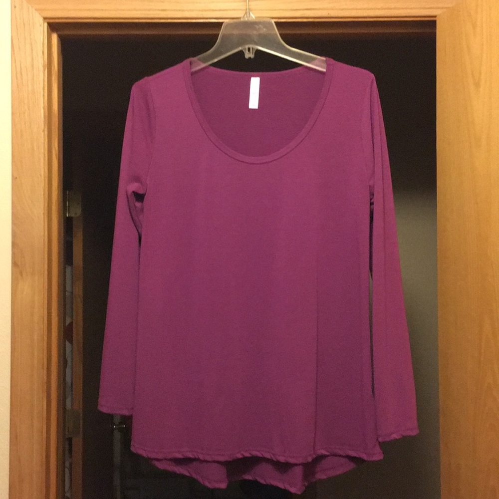 Lularoe shirt